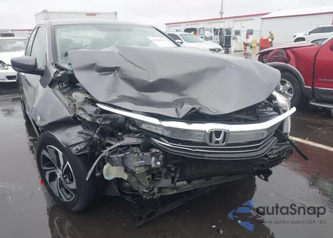 2017 Honda Accord Lx z USA, uszkodzony, nr VIN 1HGCR2F38HA269533